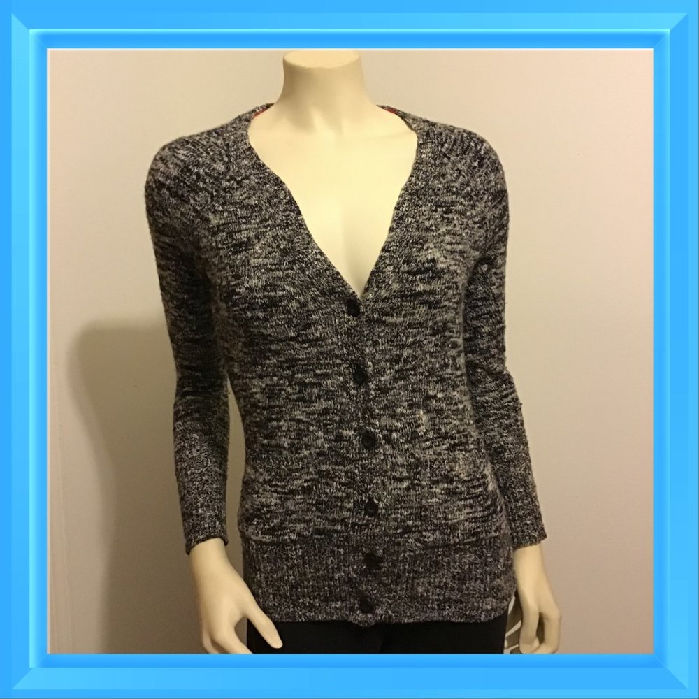 Woman Full Button Knit Cardigan Size Small
